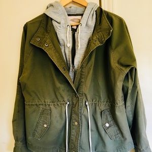Olive green/Army colored jacket with sweater hood